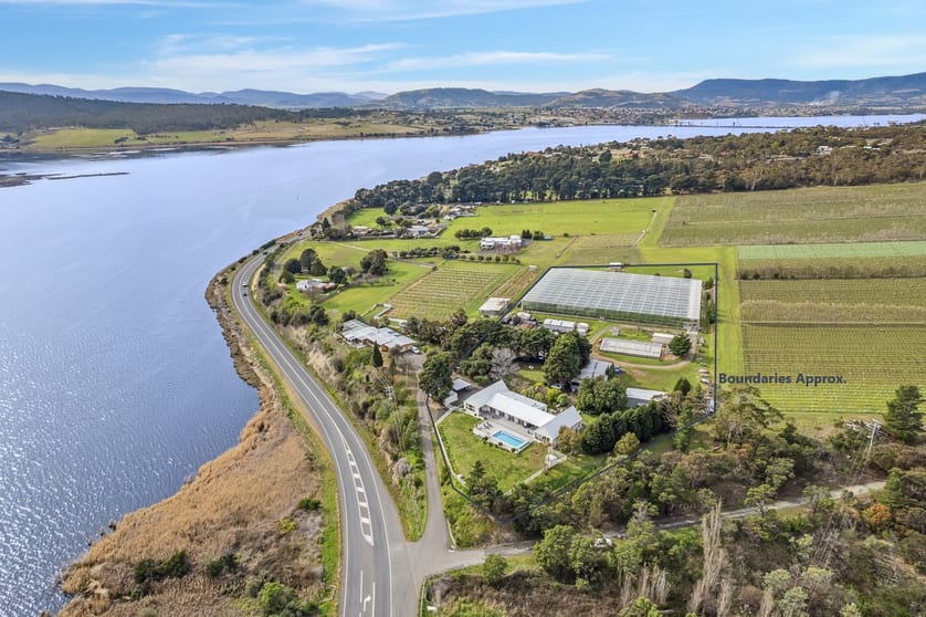 Click to view all images 307 Lyell Highway Granton TAS 7030 - Image 1