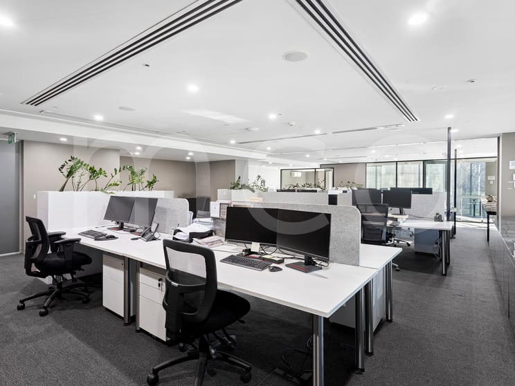 Click to view all images Suite 104/452 St Kilda Road Melbourne VIC 3004 - Image 3