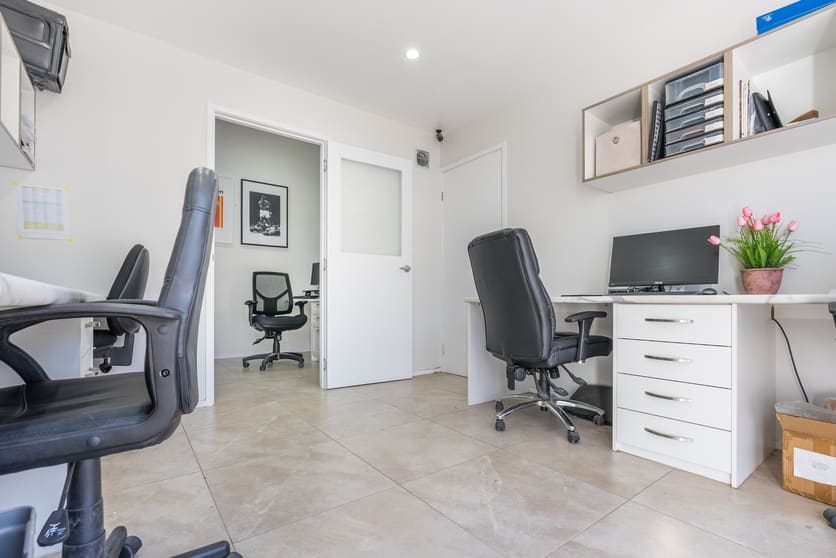 Click to view all images 15/211 Brisbane Road Biggera Waters QLD 4216 - Image 3