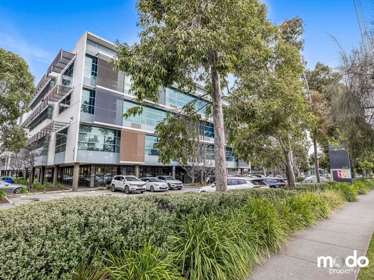 Click to view all images 35/574 Plummer Street Port Melbourne VIC 3207 - Image 2