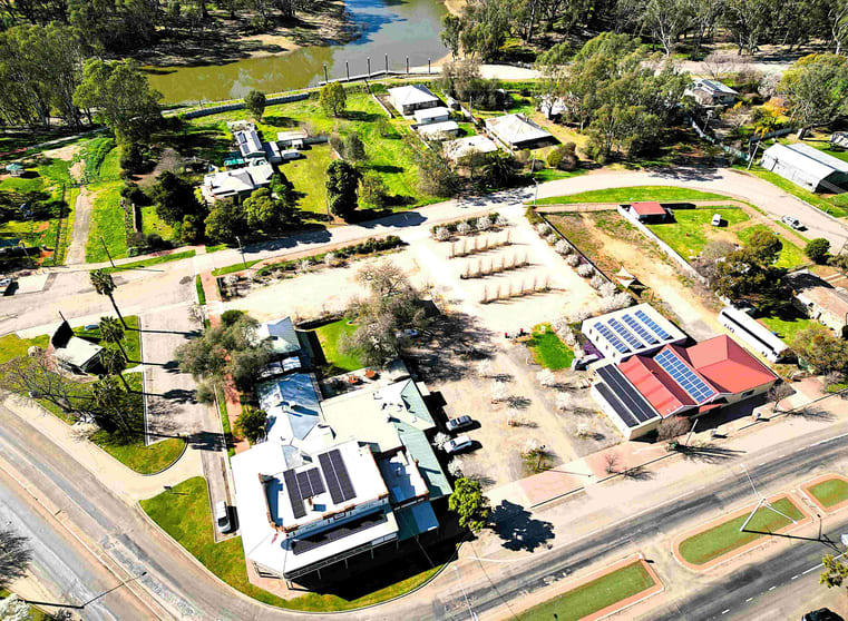 5 Punt Road Darlington Point NSW 2706 - Image 2