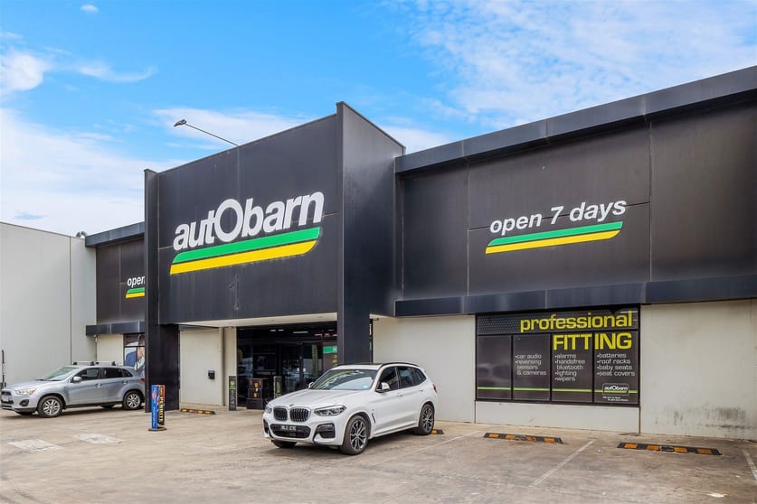 Click to view all images 1 Plover Drive Altona North VIC 3025 - Image 1
