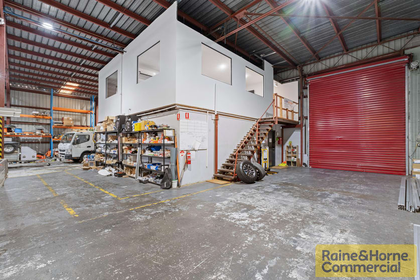 Click to view all images 78 Delta Street Geebung QLD 4034 - Image 2