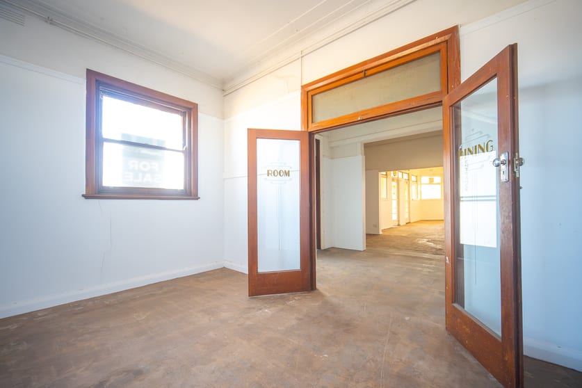 Click to view all images 259 Lachlan Street Hay NSW 2711 - Image 2