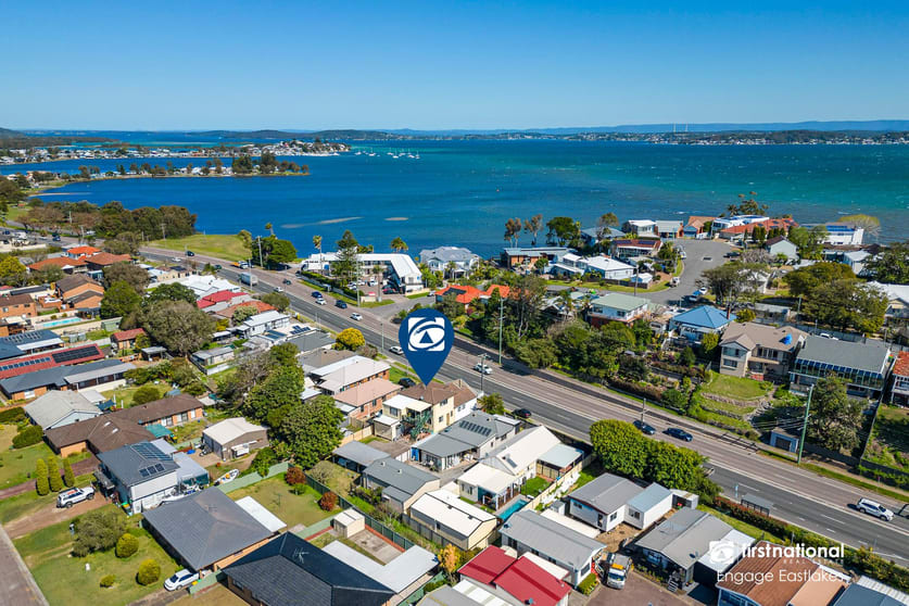 Click to view all images 703 Pacific Highway Belmont NSW 2280 - Image 1