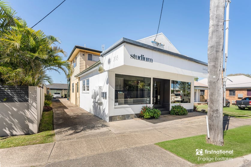 Click to view all images 703 Pacific Highway Belmont NSW 2280 - Image 2
