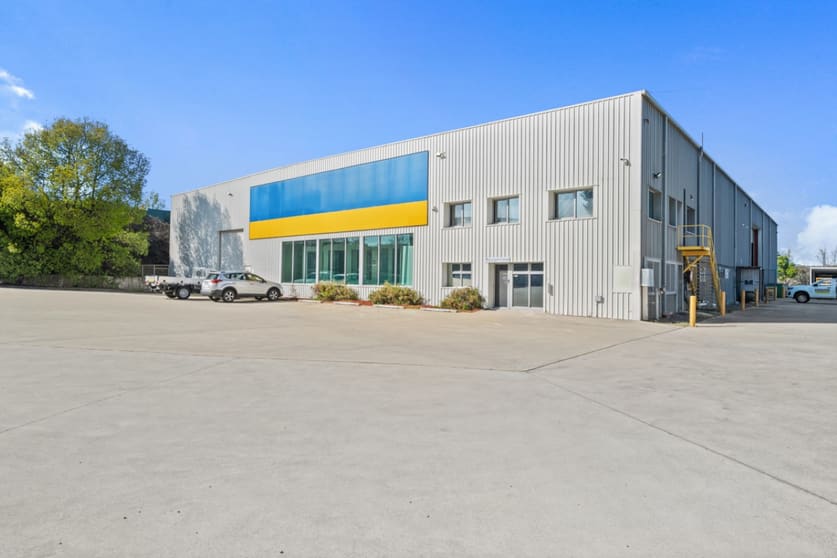 Click to view all images 77 High Street Queanbeyan NSW 2620 - Image 2