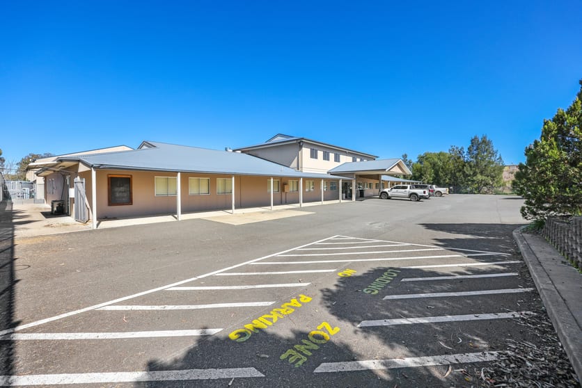 Click to view all images 7 - 11 Monteray Street Tamworth NSW 2340 - Image 3