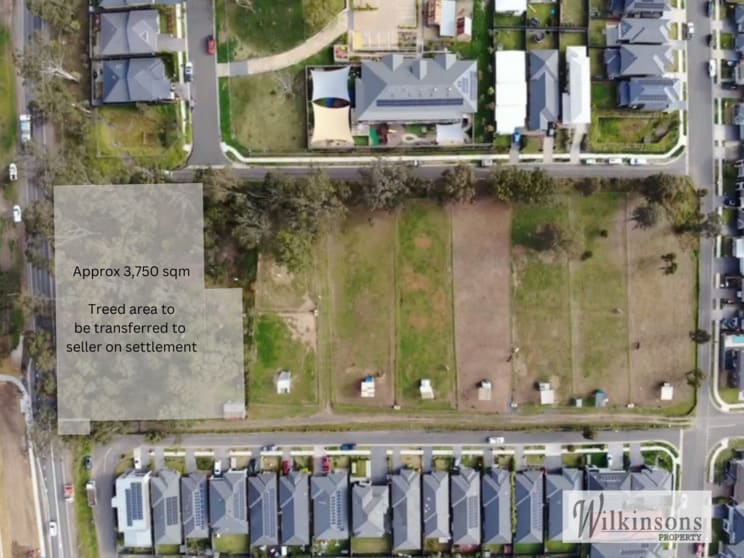 Click to view all images 219 Garfield Road East Grantham Farm NSW 2765 - Image 1
