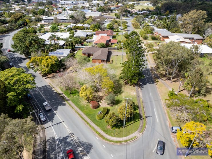 Click to view all images Petrie QLD 4502 - Image 3