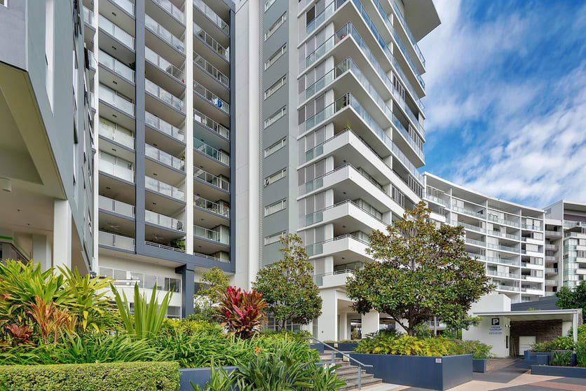 Click to view all images Brisbane City QLD 4000 - Image 3