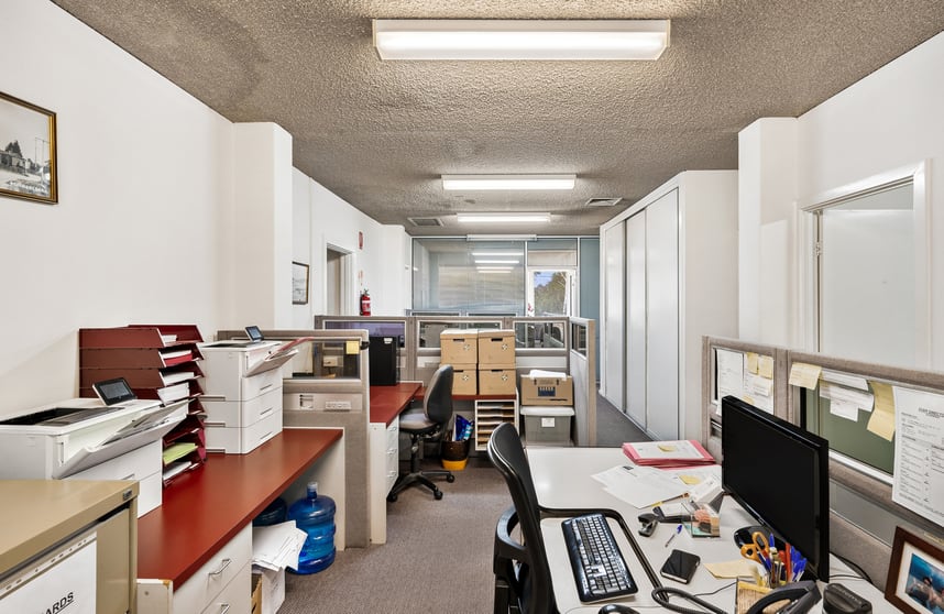 Click to view all images 5 Station Street Mooroolbark VIC 3138 - Image 3