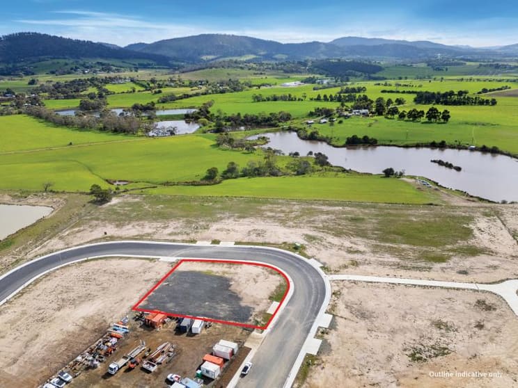 Click to view all images 26 Cherokee Drive Cambridge TAS 7170 - Image 3