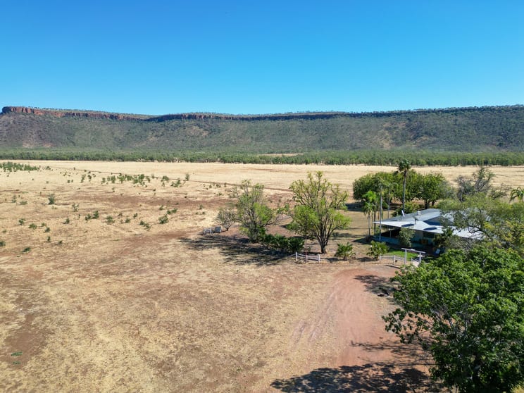 Click to view all images NT Portion 4202 Bradshaw NT 0852 - Image 3