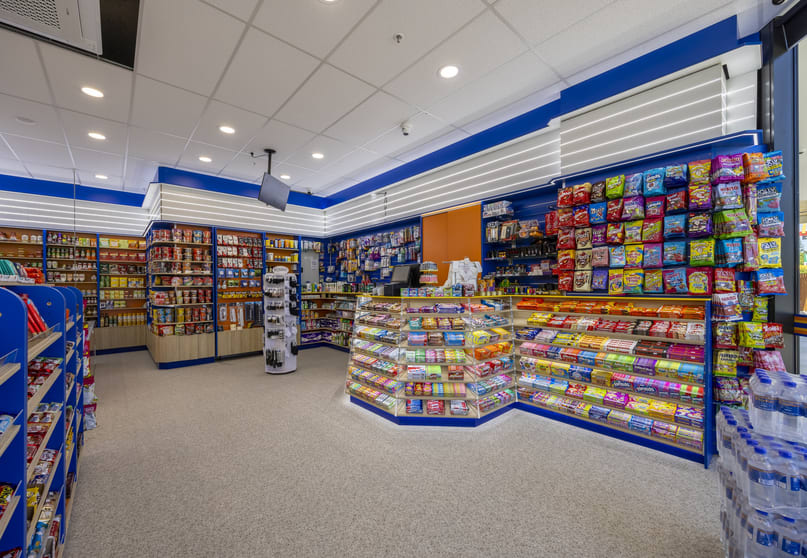 Click to view all images 1971 Gold Coast Highway Burleigh Heads QLD 4220 - Image 2