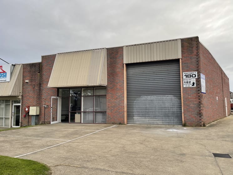 Click to view all images 1/180 Bridge Road Keysborough VIC 3173 - Image 2