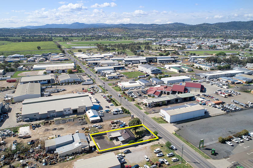 Click to view all images 11 Dampier Street Tamworth NSW 2340 - Image 1