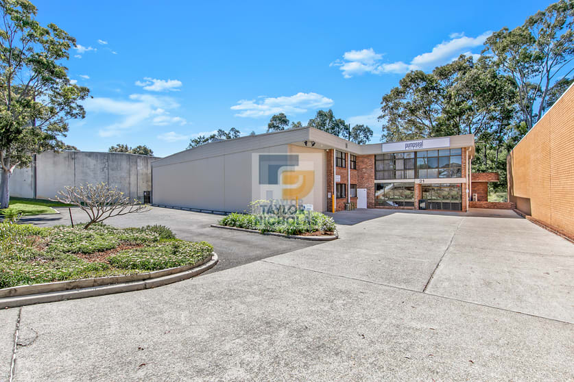 Click to view all images 21 Prince William Drive Seven Hills NSW 2147 - Image 1