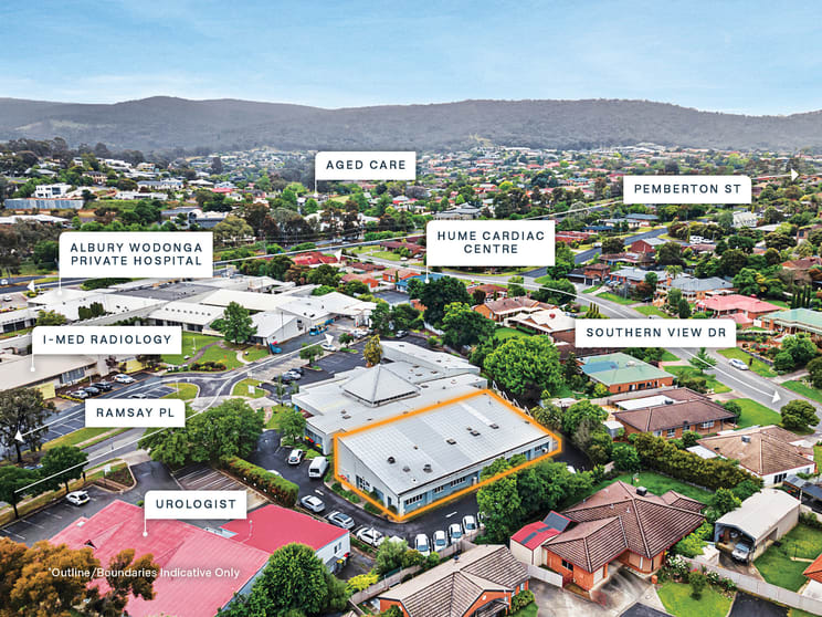 1/2 Ramsay Place West Albury NSW 2640 - Image 1