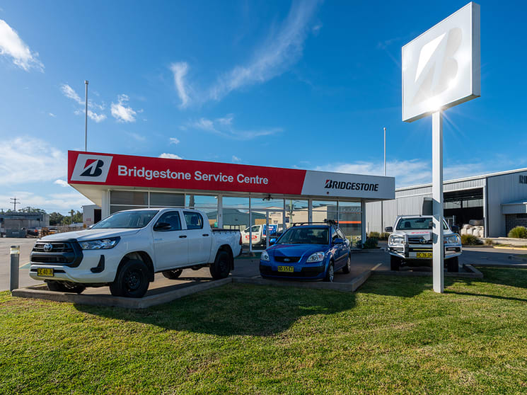 Click to view all images 3-7 Jones Street East Wagga Wagga NSW 2650 - Image 3