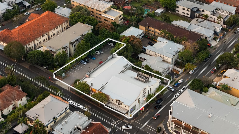 Click to view all images 572 Brunswick Street New Farm QLD 4005 - Image 3