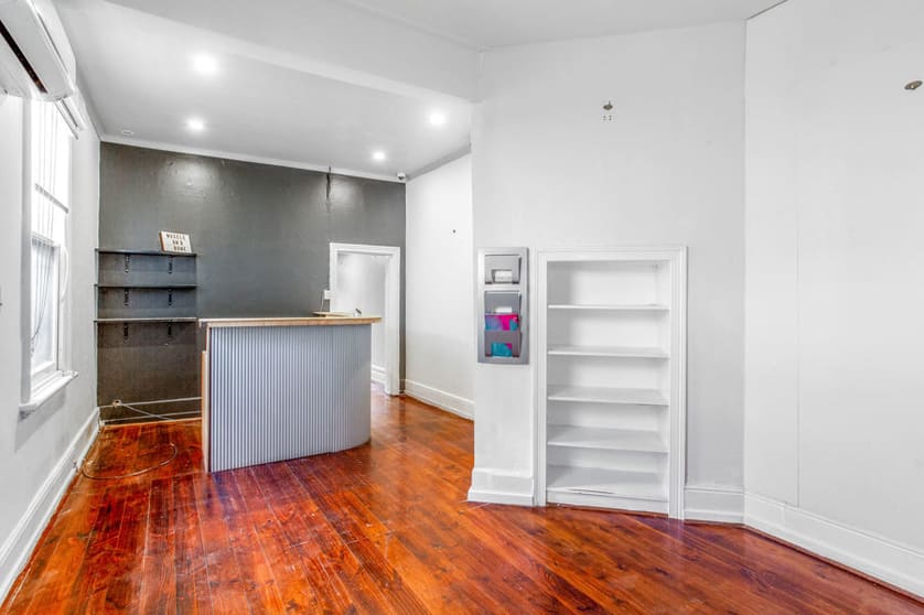 Click to view all images 8 Chatham Street Prahran VIC 3181 - Image 2