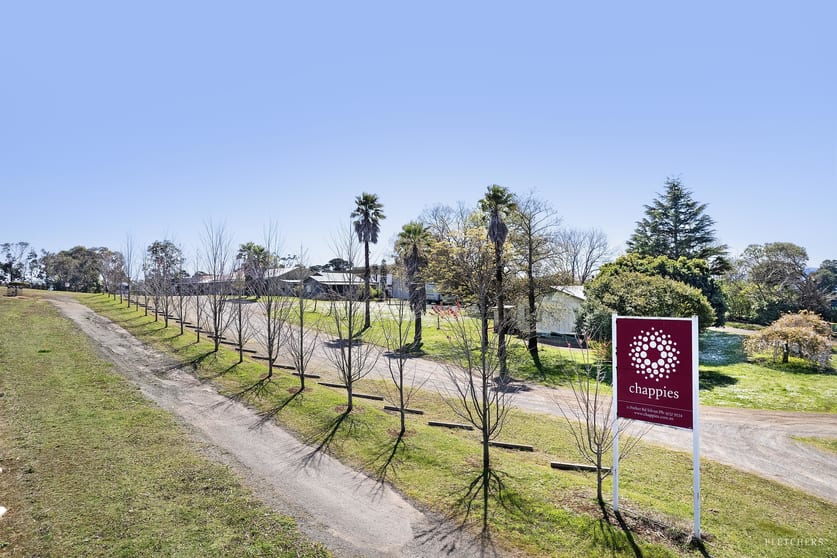 Click to view all images 21-23 Parker Road Silvan VIC 3795 - Image 2