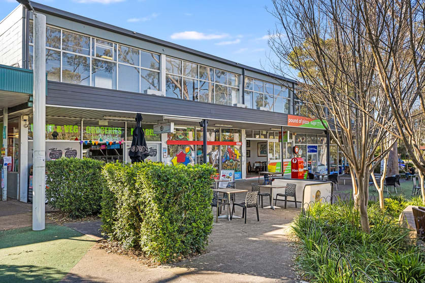 Click to view all images 13/1-15 Tramore Place Killarney Heights NSW 2087 - Image 3