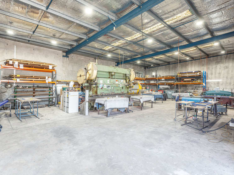 Click to view all images Wetherill Park NSW 2164 - Image 1