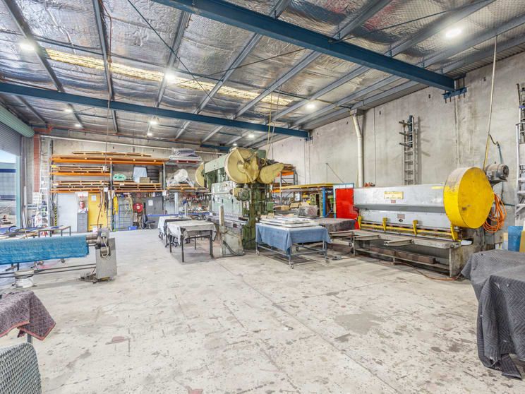 Click to view all images Wetherill Park NSW 2164 - Image 2