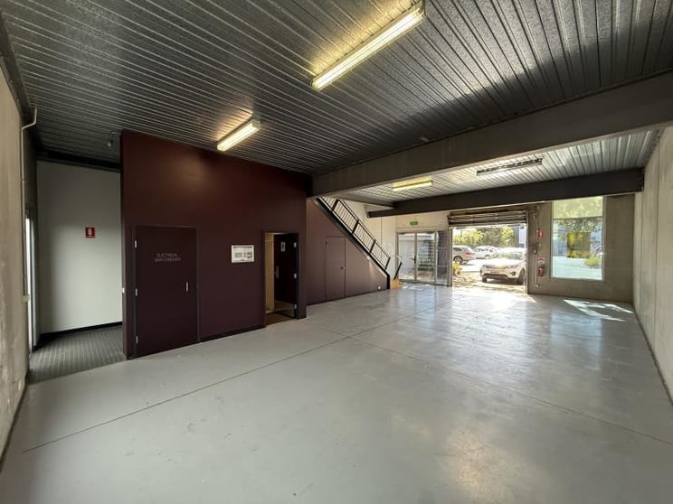Click to view all images Unit F55/F55 63-85 Turner St Port Melbourne VIC 3207 - Image 2