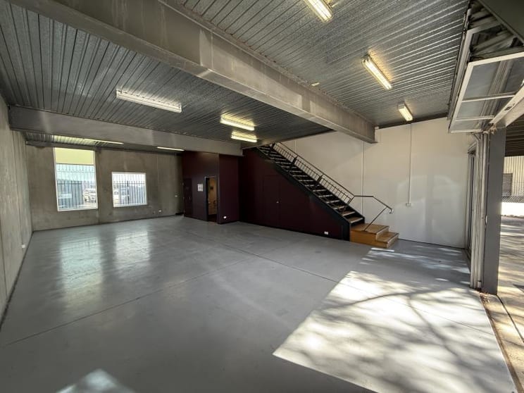 Click to view all images Unit F55/F55 63-85 Turner St Port Melbourne VIC 3207 - Image 3