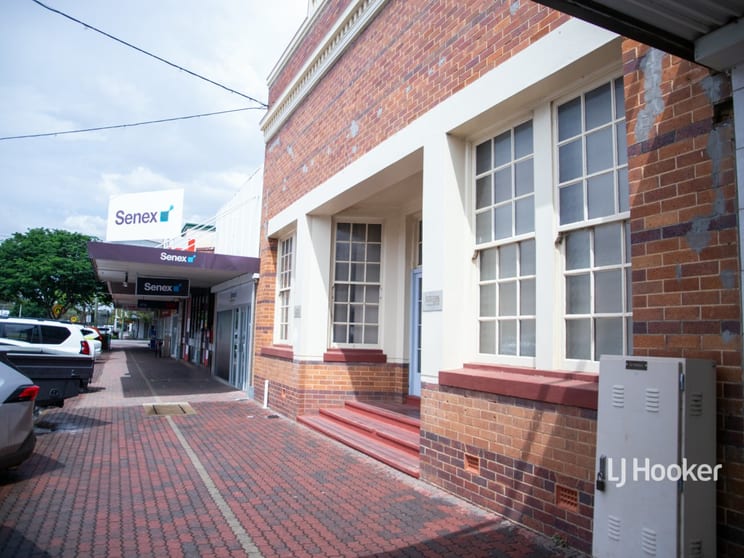 Click to view all images 72 McDowall Street Roma QLD 4455 - Image 3