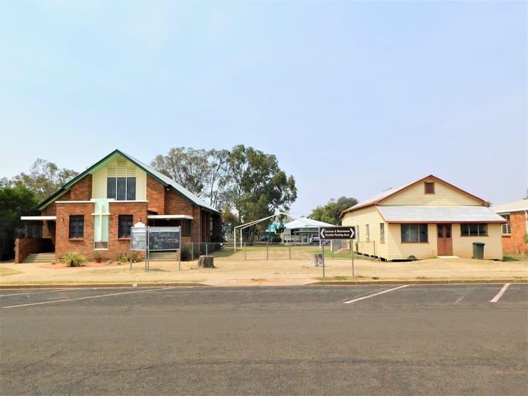 74-76 Galatea Street Charleville QLD 4470 - Image 1