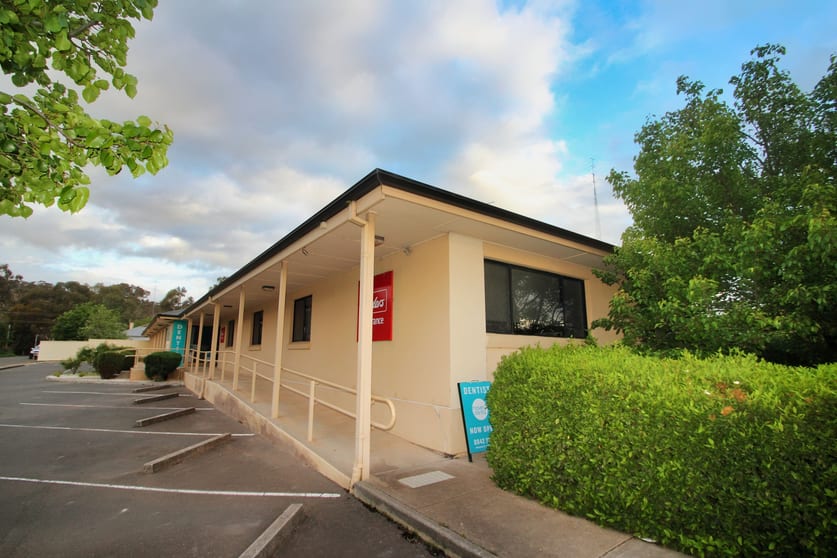 Click to view all images 177 Main North Road Clare SA 5453 - Image 3