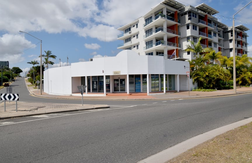Click to view all images 31 Lord Street Gladstone Central QLD 4680 - Image 1