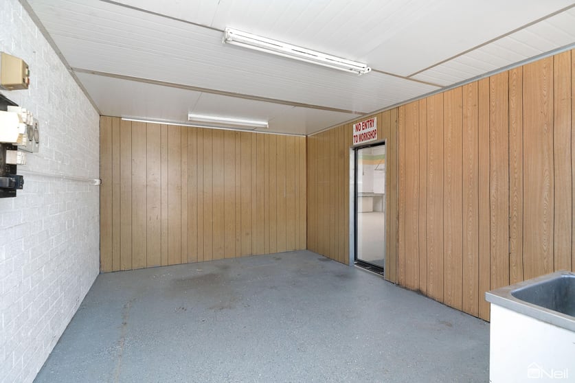 Click to view all images Unit 10/8 Tinga Place Kelmscott WA 6111 - Image 3
