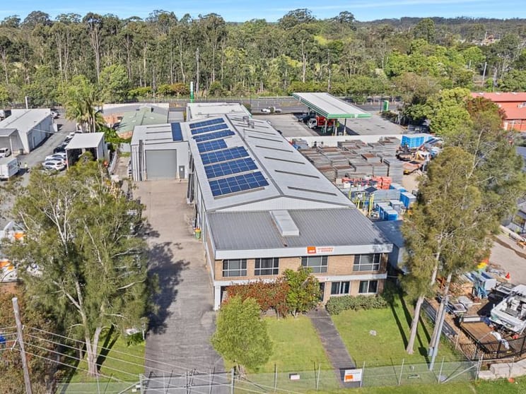 Click to view all images 23 Ace Crescent Tuggerah NSW 2259 - Image 1