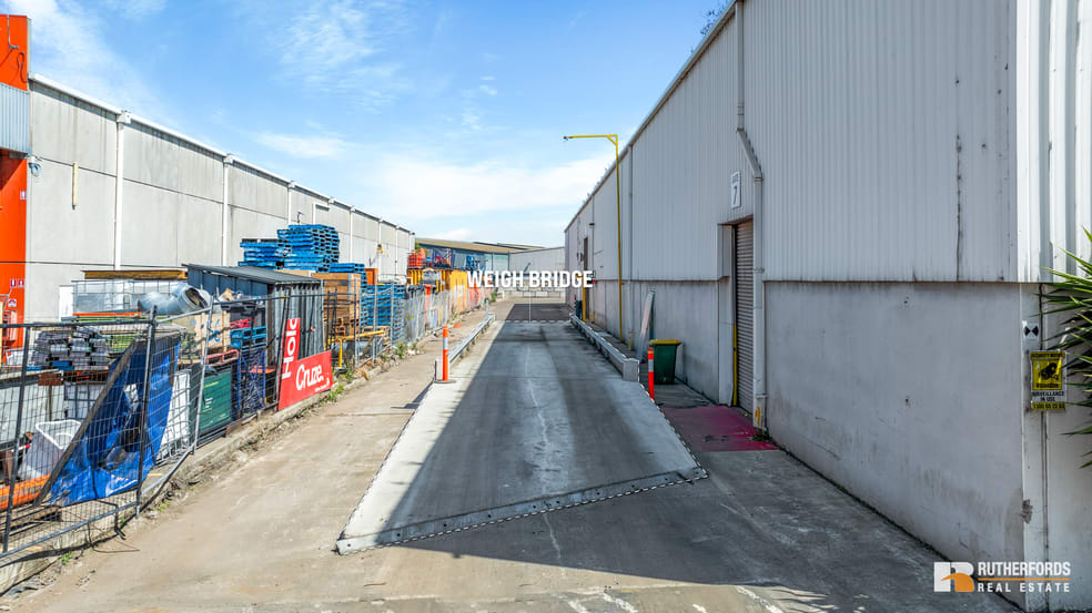 Click to view all images 22-28 Plummer Road Laverton North VIC 3026 - Image 3