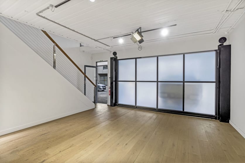 Click to view all images Unit 63 45-51 Huntley Street Alexandria NSW 2015 - Image 3