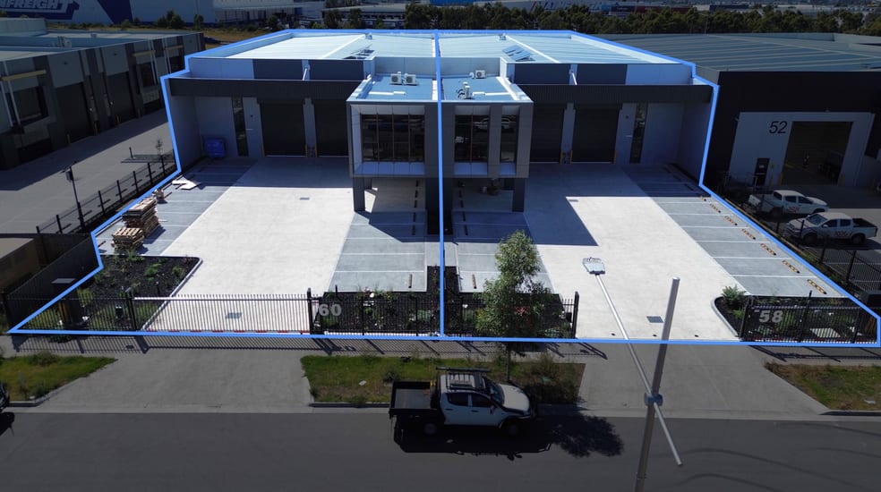 Click to view all images 58 & 60 Reddish Close Epping VIC 3076 - Image 2