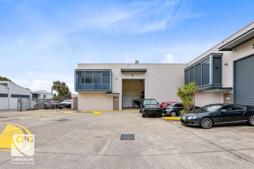 Click to view all images Unit 1/70-72 Captain Cook Drive Caringbah NSW 2229 - Image 1