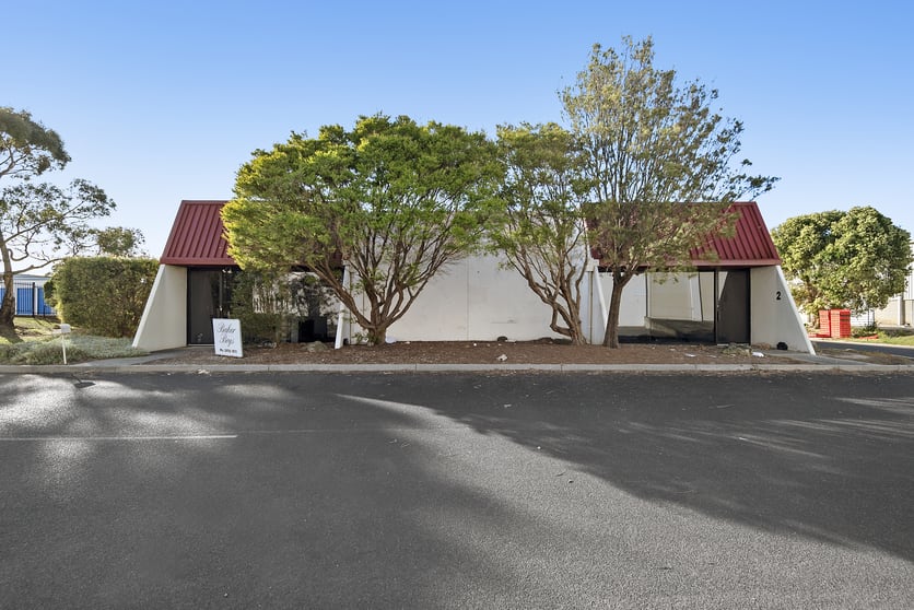 Click to view all images 1 & 2/1140 Nepean Highway Mornington VIC 3931 - Image 2