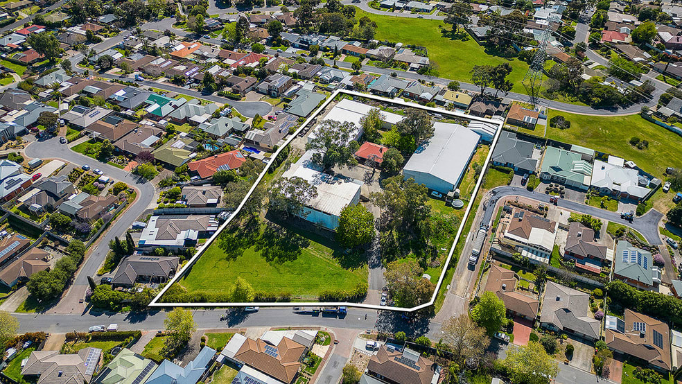 Click to view all images 42 Estate Drive Flagstaff Hill SA 5159 - Image 2