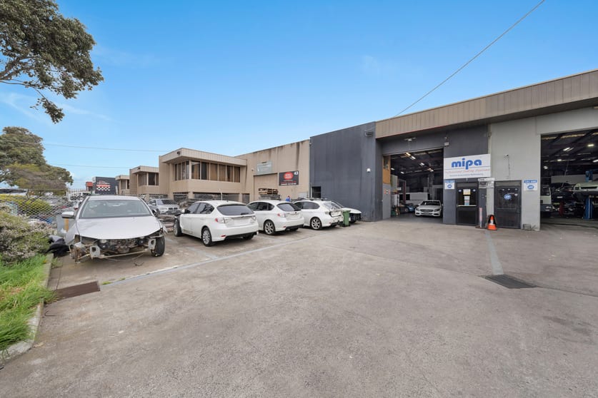 Click to view all images Unit 1/45 Killara Rd Campbellfield VIC 3061 - Image 2