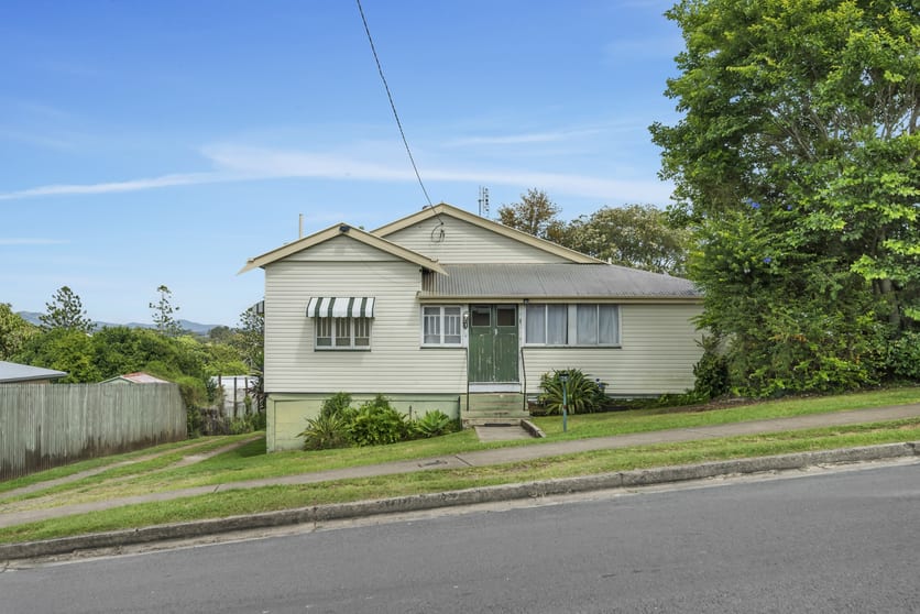 Click to view all images 25 & 27 Excelsior Road Gympie QLD 4570 - Image 3