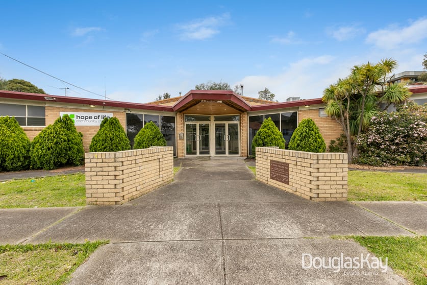 Click to view all images 8 Watt Street Sunshine VIC 3020 - Image 3