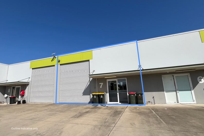 Click to view all images Unit 7, 27 Seasands Drive Redhead NSW 2290 - Image 1
