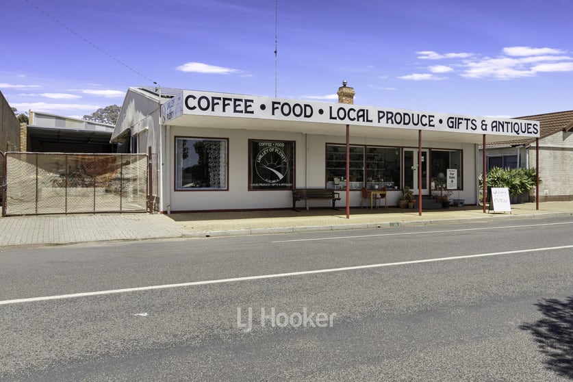 Click to view all images 39 Burrowes Street Darkan WA 6392 - Image 1