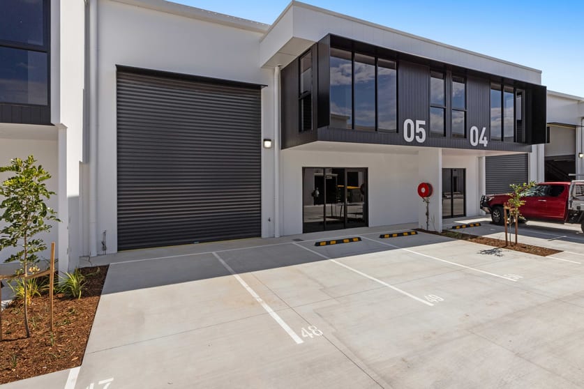 Click to view all images 4/49 Shore Street West Cleveland QLD 4163 - Image 1